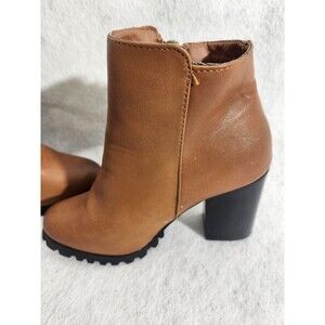 Seven7 Womens Hannah Brown Block Heel Ankle Boots Faux Perforated Leather Sz 6.5